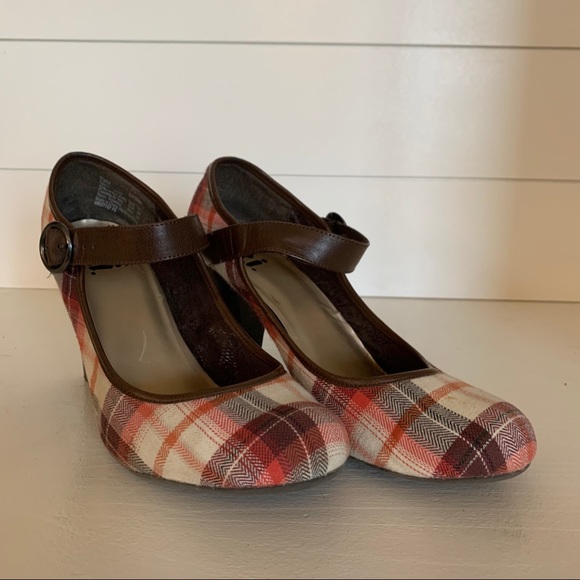 DSW | Shoes | Vintage Plaid Heels 